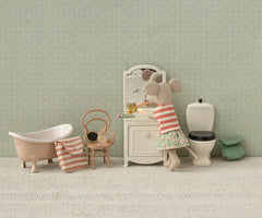 Maileg Tricycle Mouse Big Sister Green