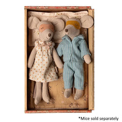 Maileg Nightgown Mum Mouse Light Grey