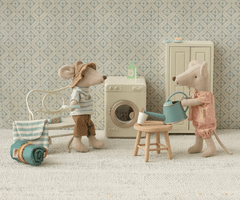 Maileg Watering Can Mouse - Light Blue