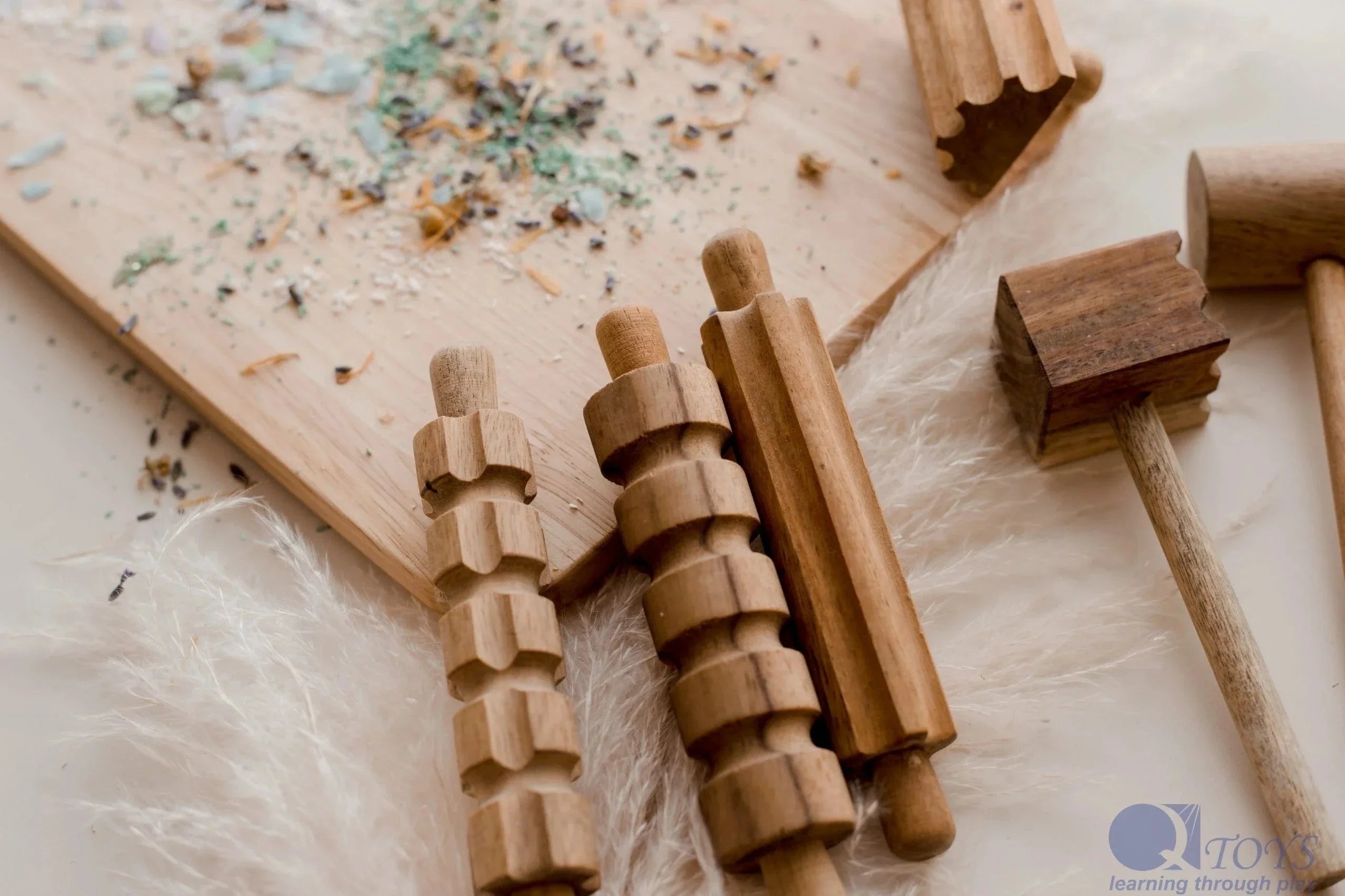 QToys Wooden Playdough Kit