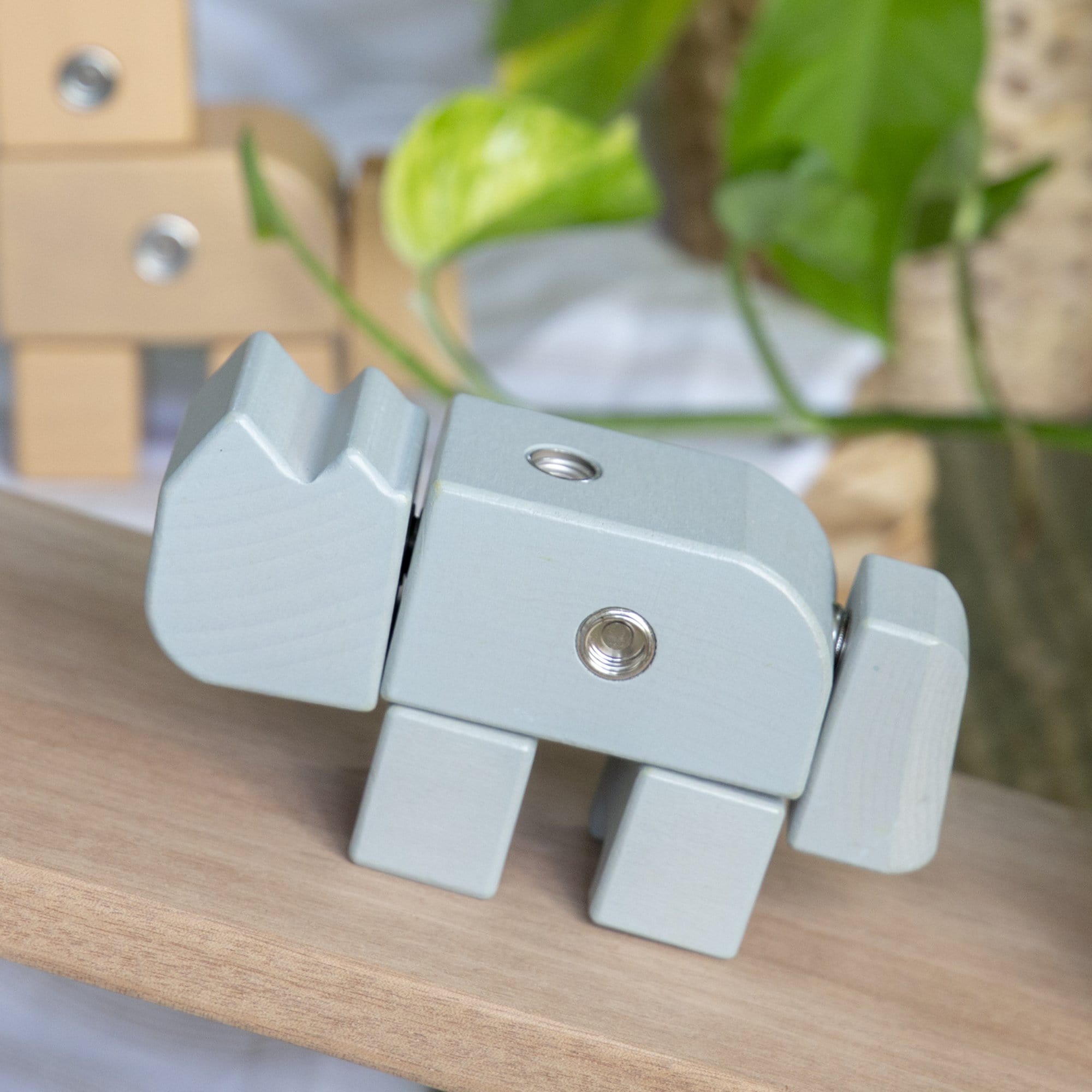 Guidecraft Snap Block Animals – 33 pc. set