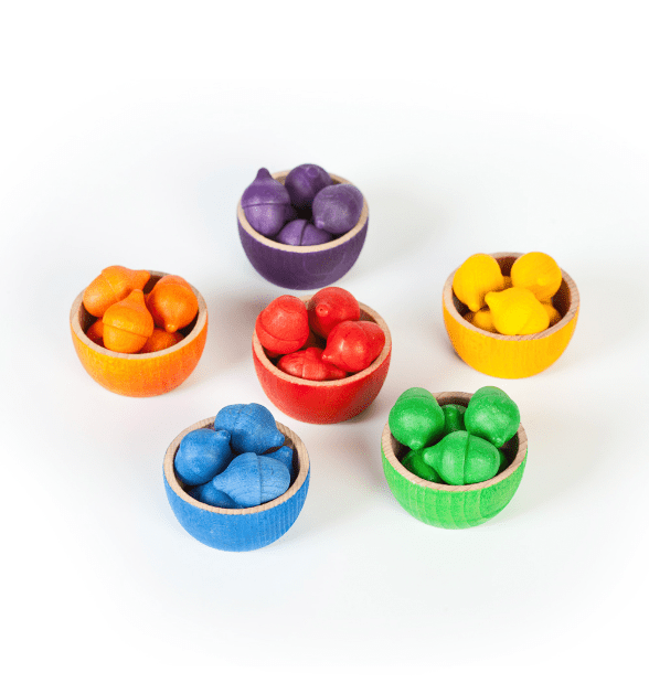 Grapat Coloured Bowls & Acorns