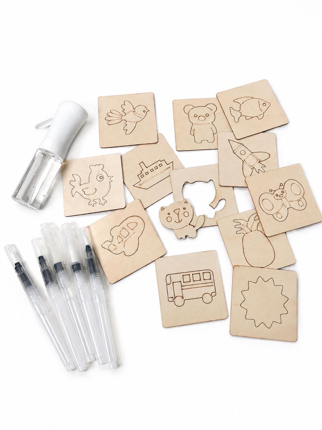 Funova Stencil, Stamp and Spray Set