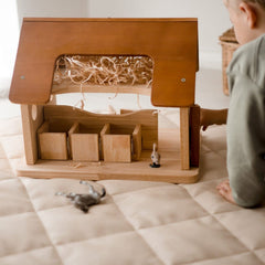 QToys Horse Stable