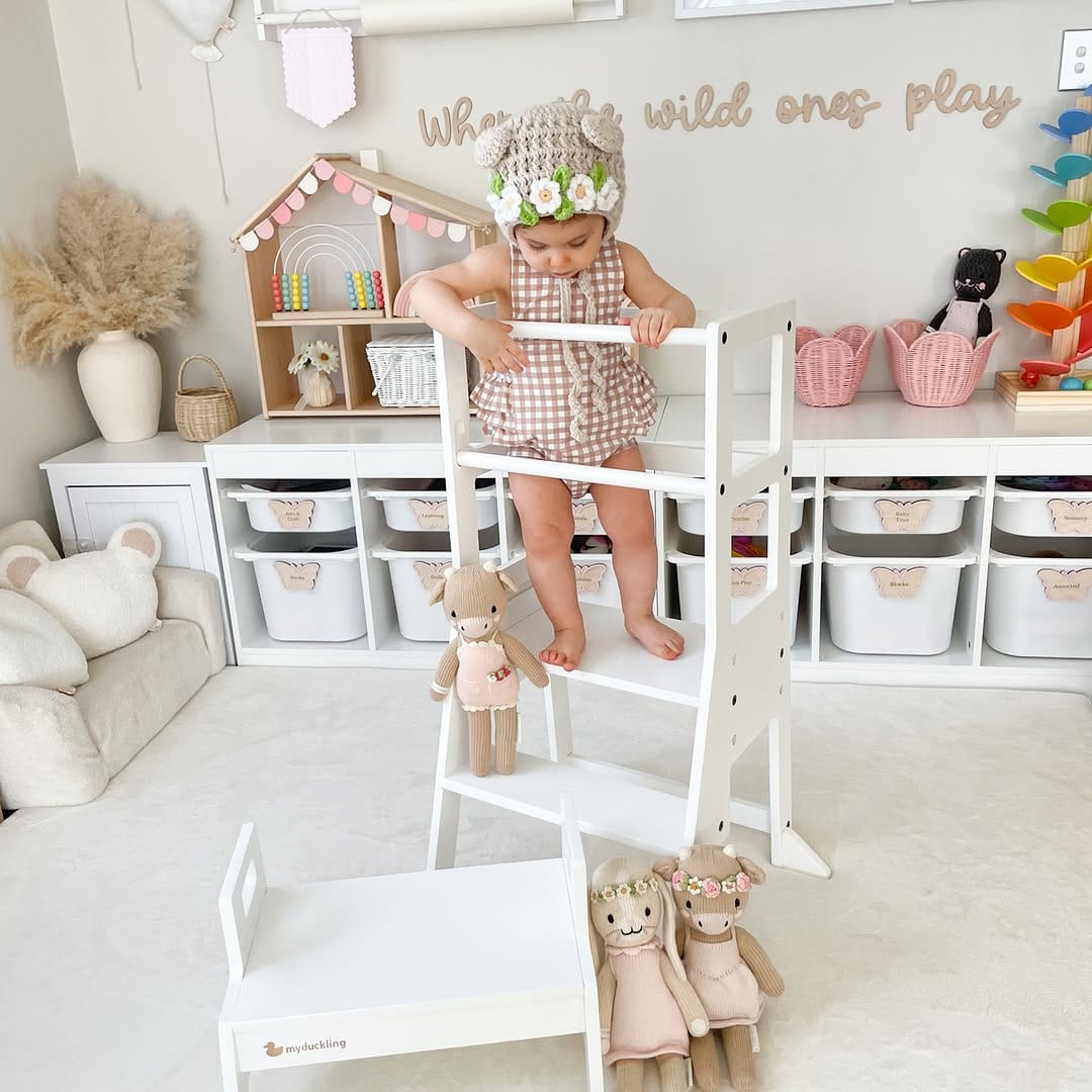 myduckling Adjustable Learning Tower with Stool - White