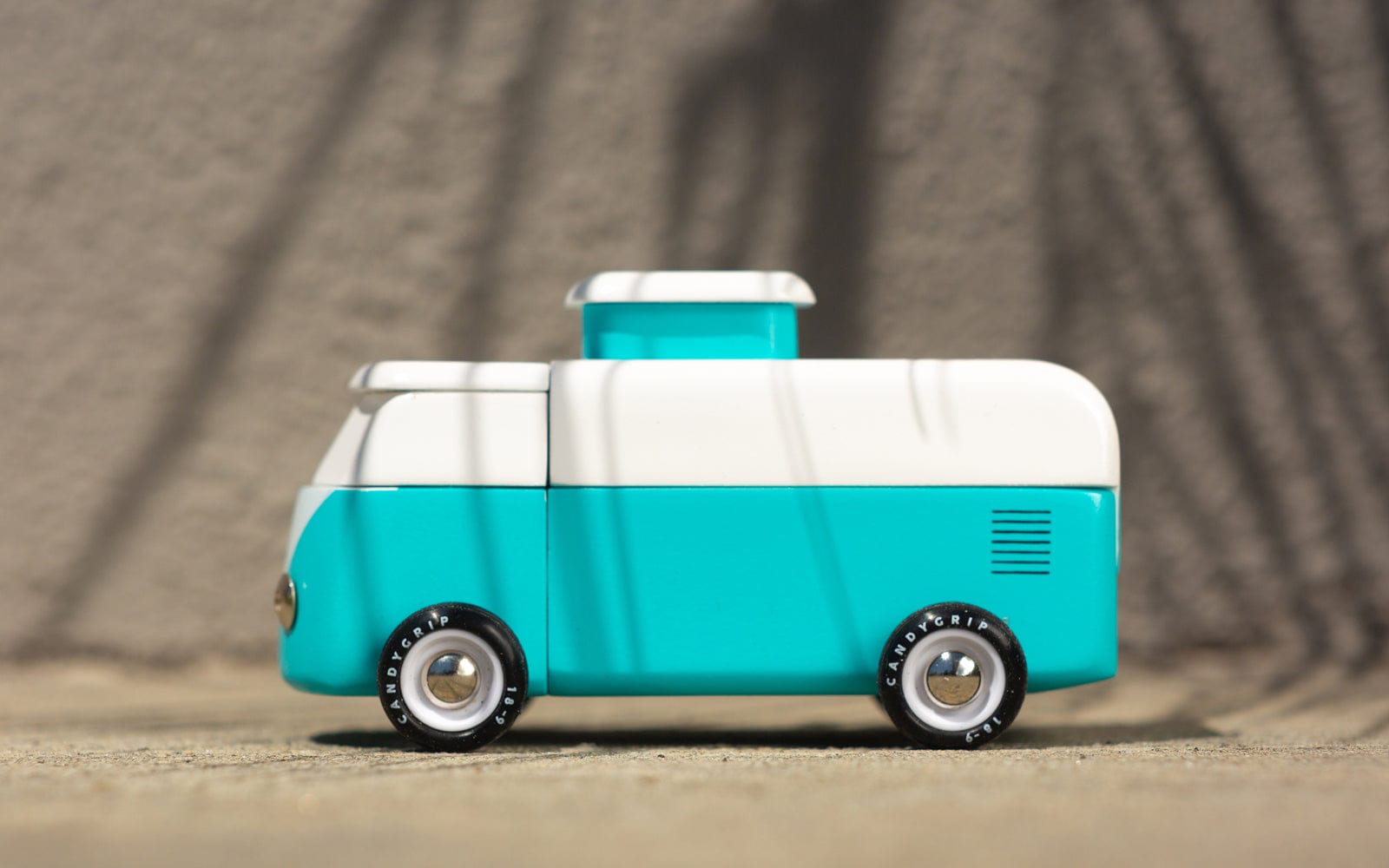 Candylab Beach Bus Ocean