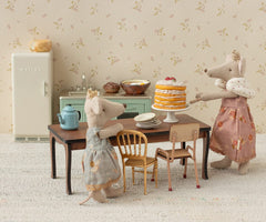 Maileg Party Cake and Cake Stand Mouse