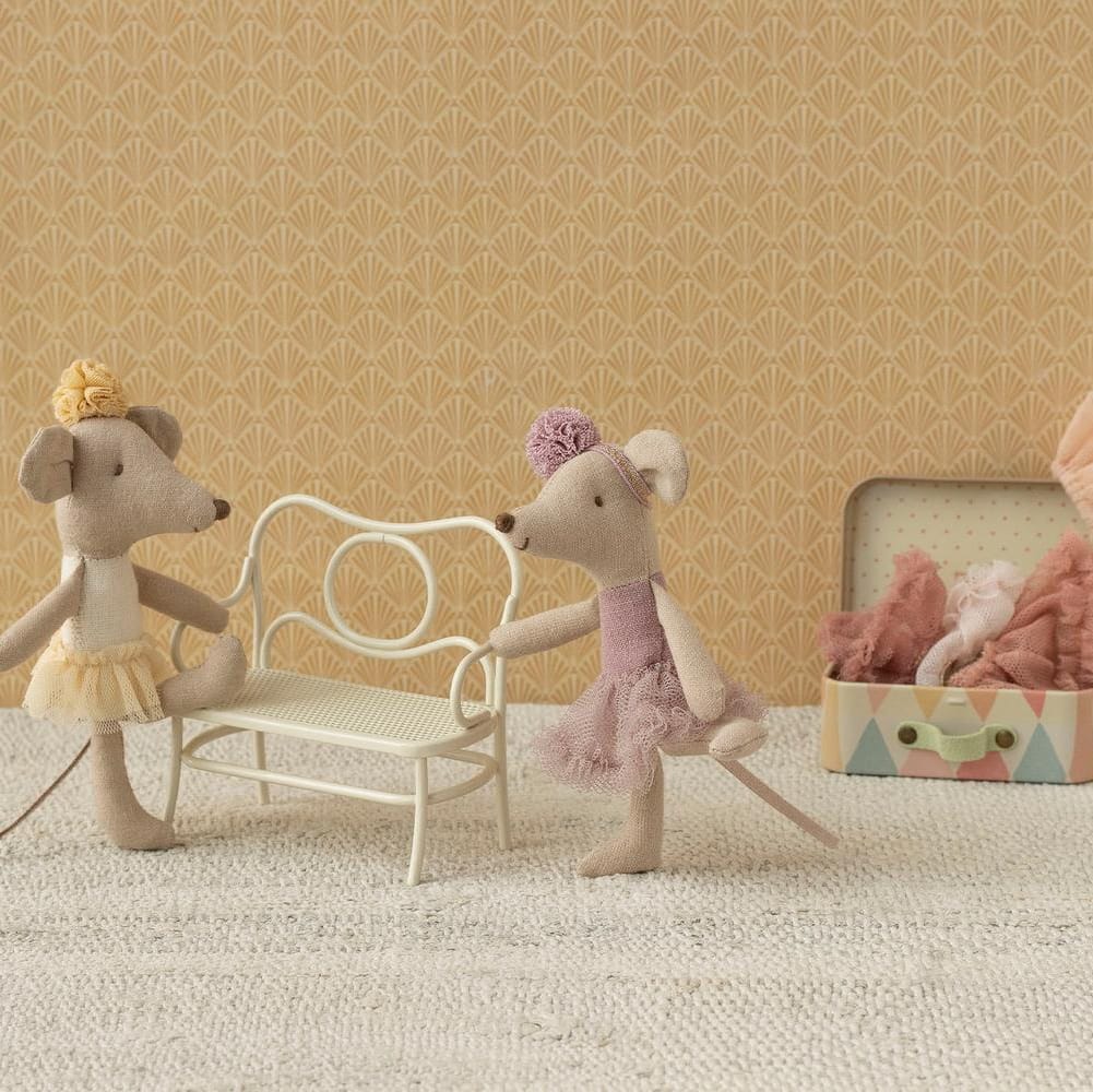 Maileg Ballerina Mouse Little Sister Off White