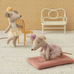 Maileg Ballerina Mouse Little Sister Off White