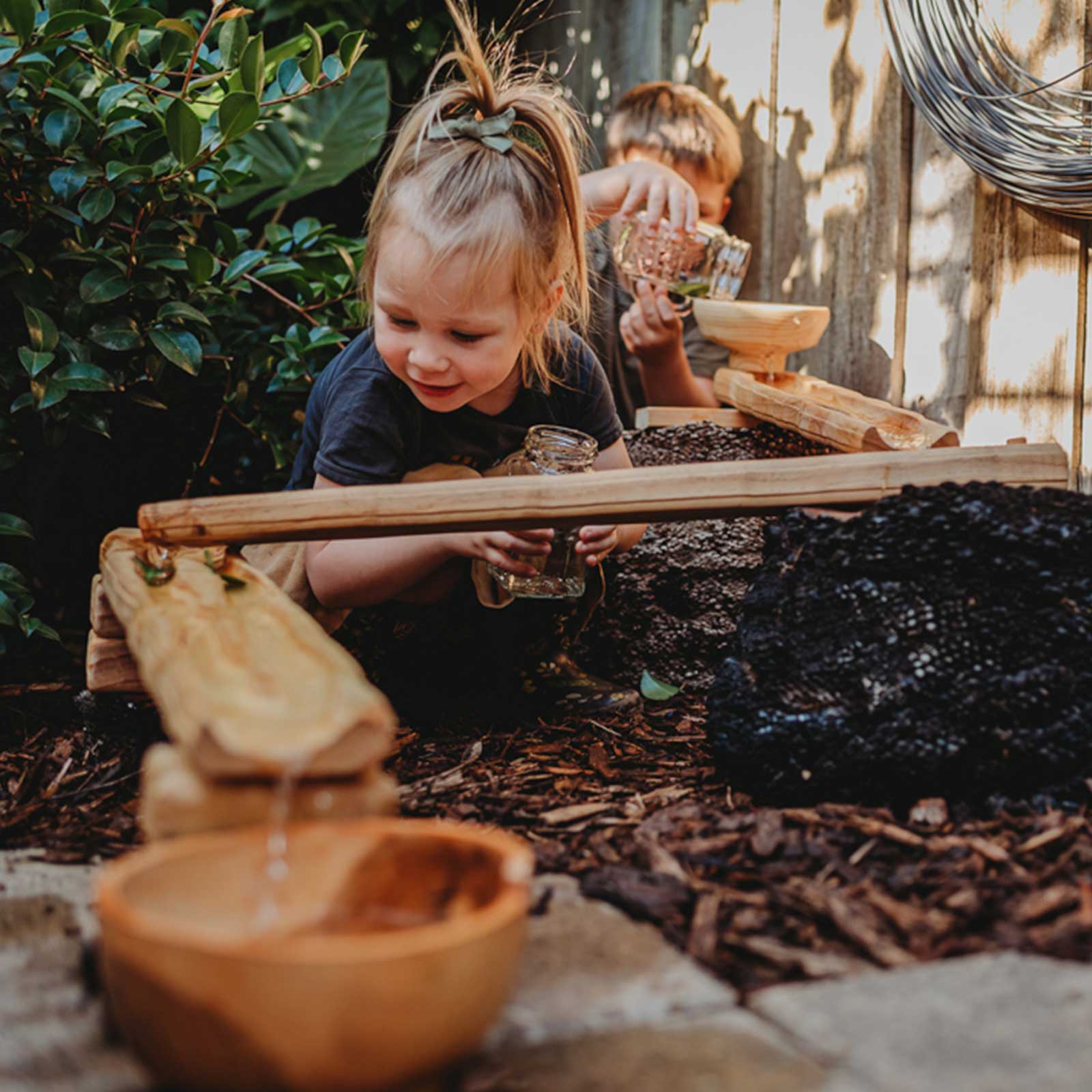 Explore Nook Wooden Water Ways – Starter Family Set