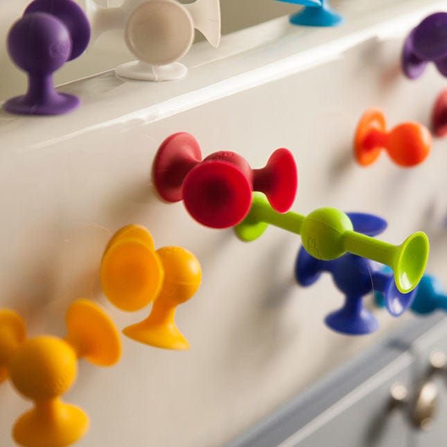 Fat Brain Toys Squigz - Deluxe Set (50 pc)