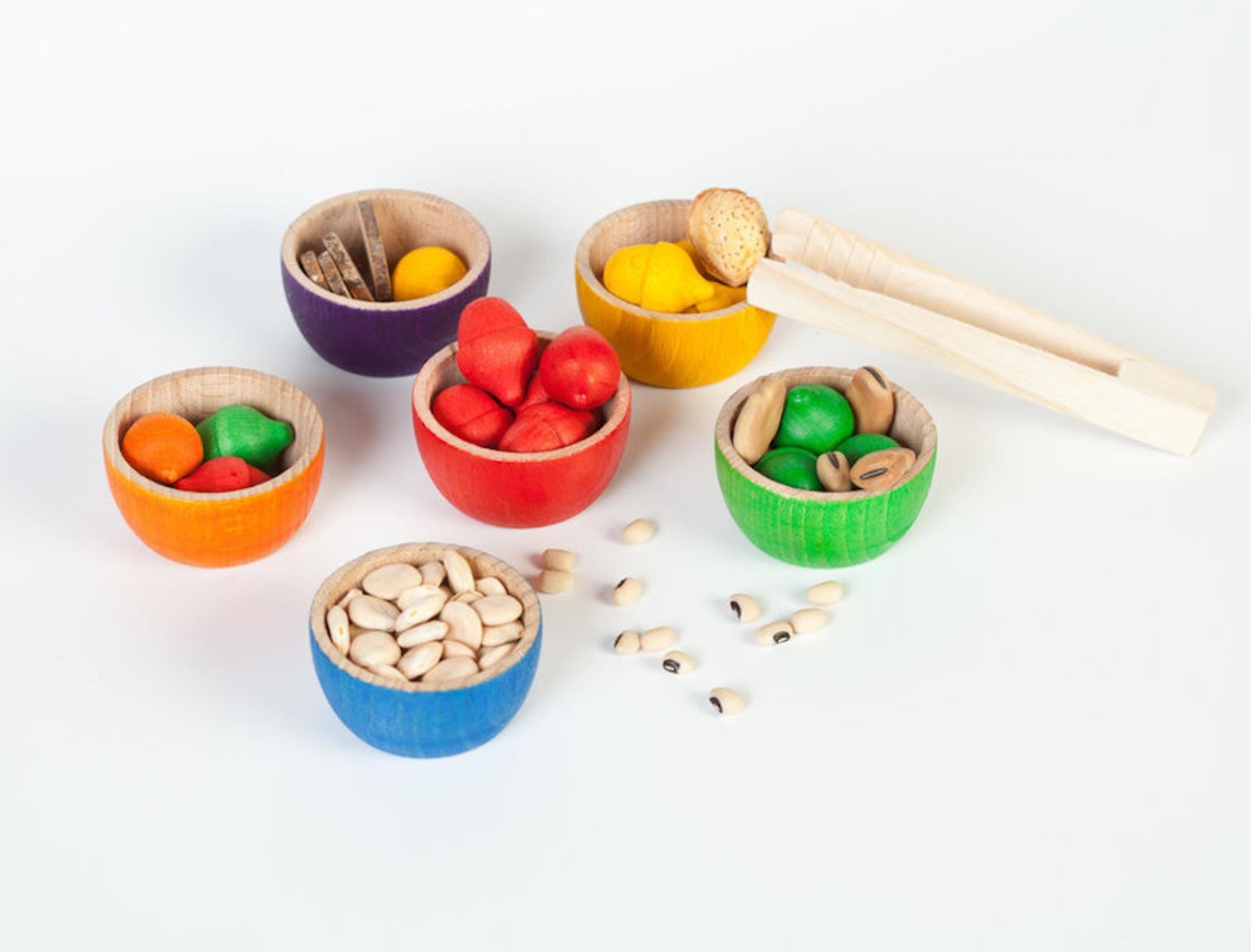 Grapat Coloured Bowls & Acorns