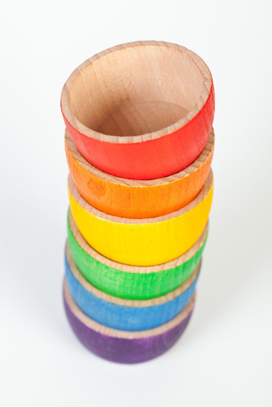Grapat Coloured Bowls & Acorns