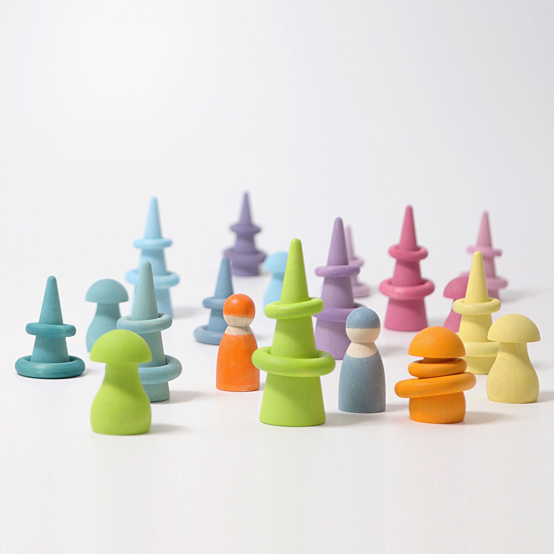 Grimm’s Pastel Rainbow Forest 12 Pieces