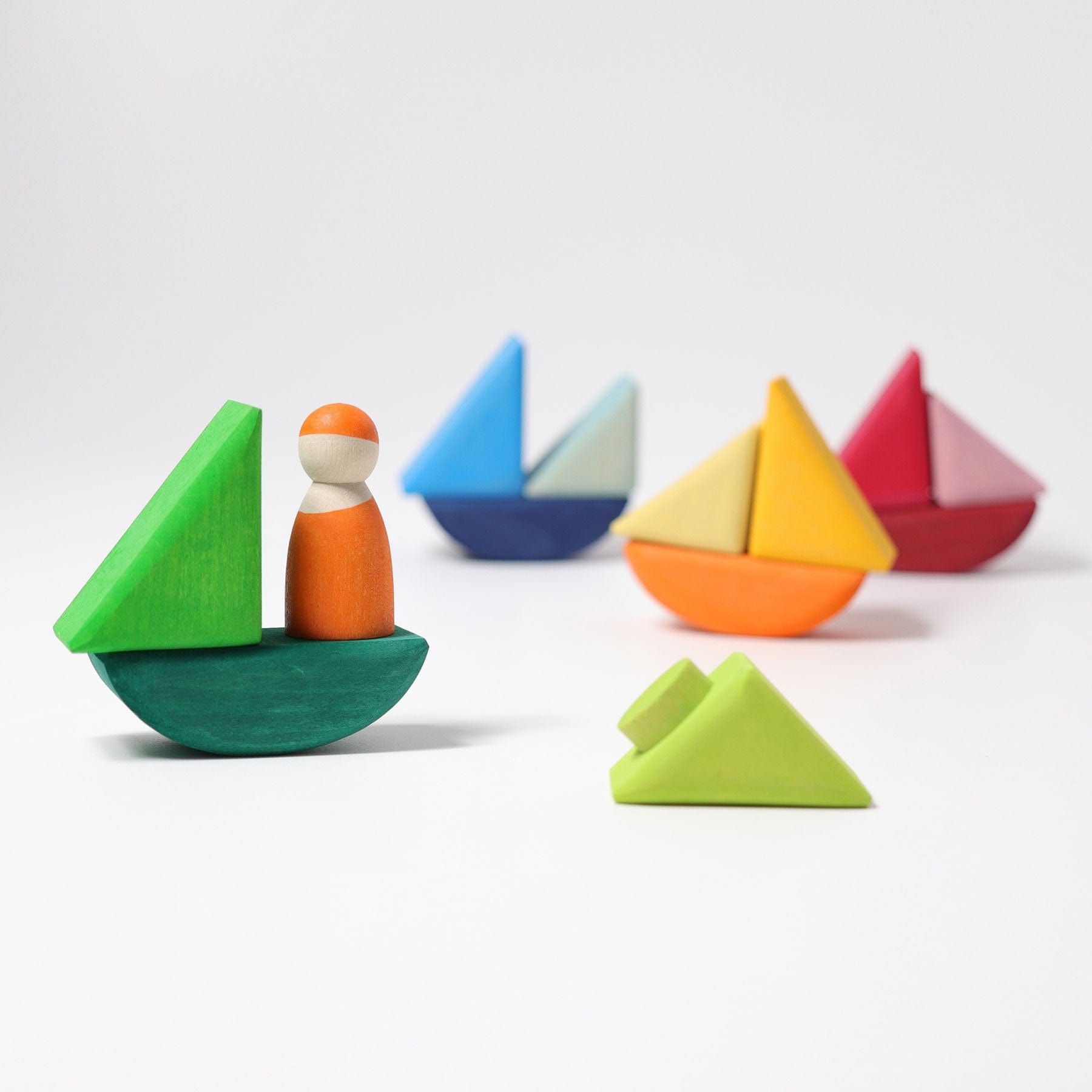 Grimm’s Rolling Boats