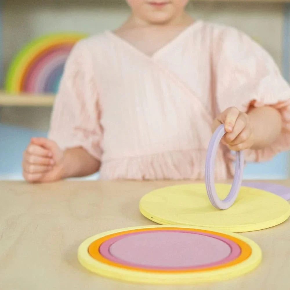 Grimm’s Concentric Circles and Rings Pastel