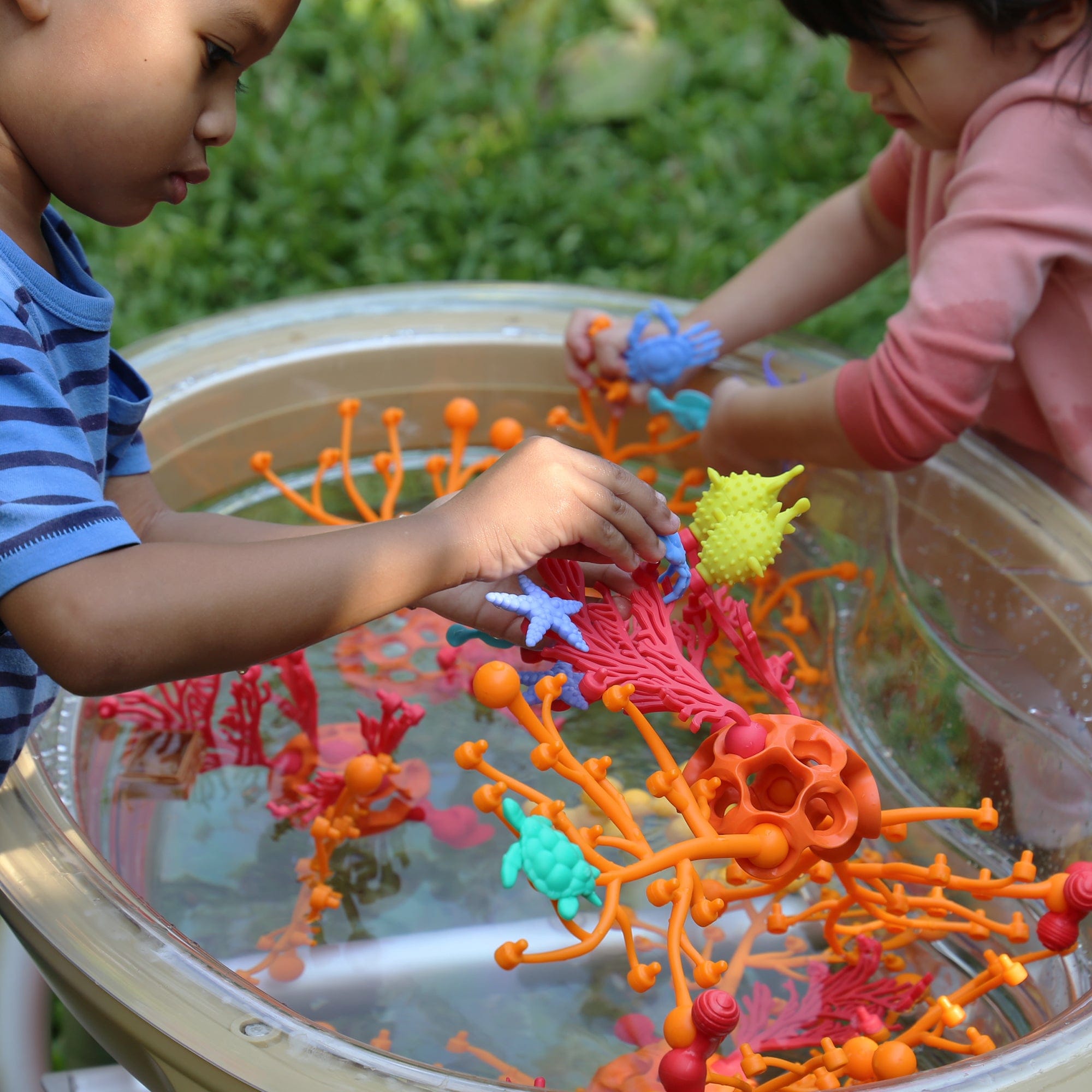 Guidecraft Coral System - 40 pc set