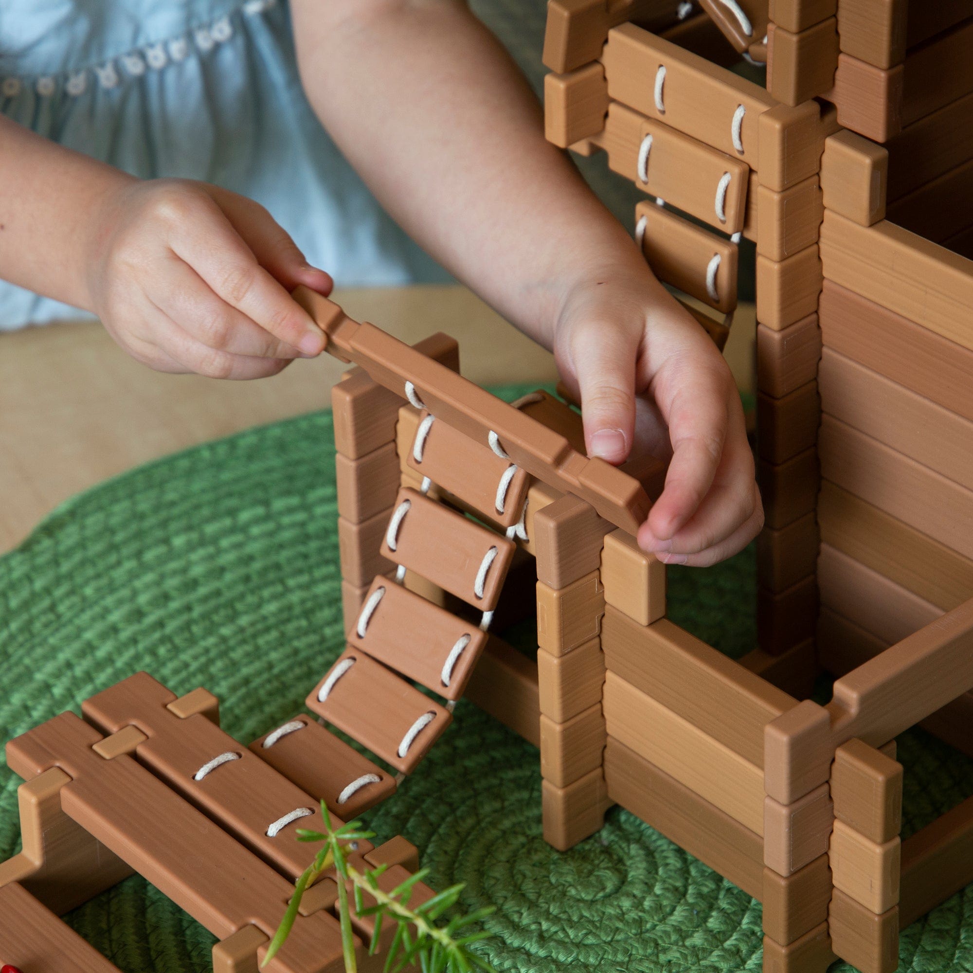 Guidecraft Tabletop Notch Blocks - Western 129 pc. Set
