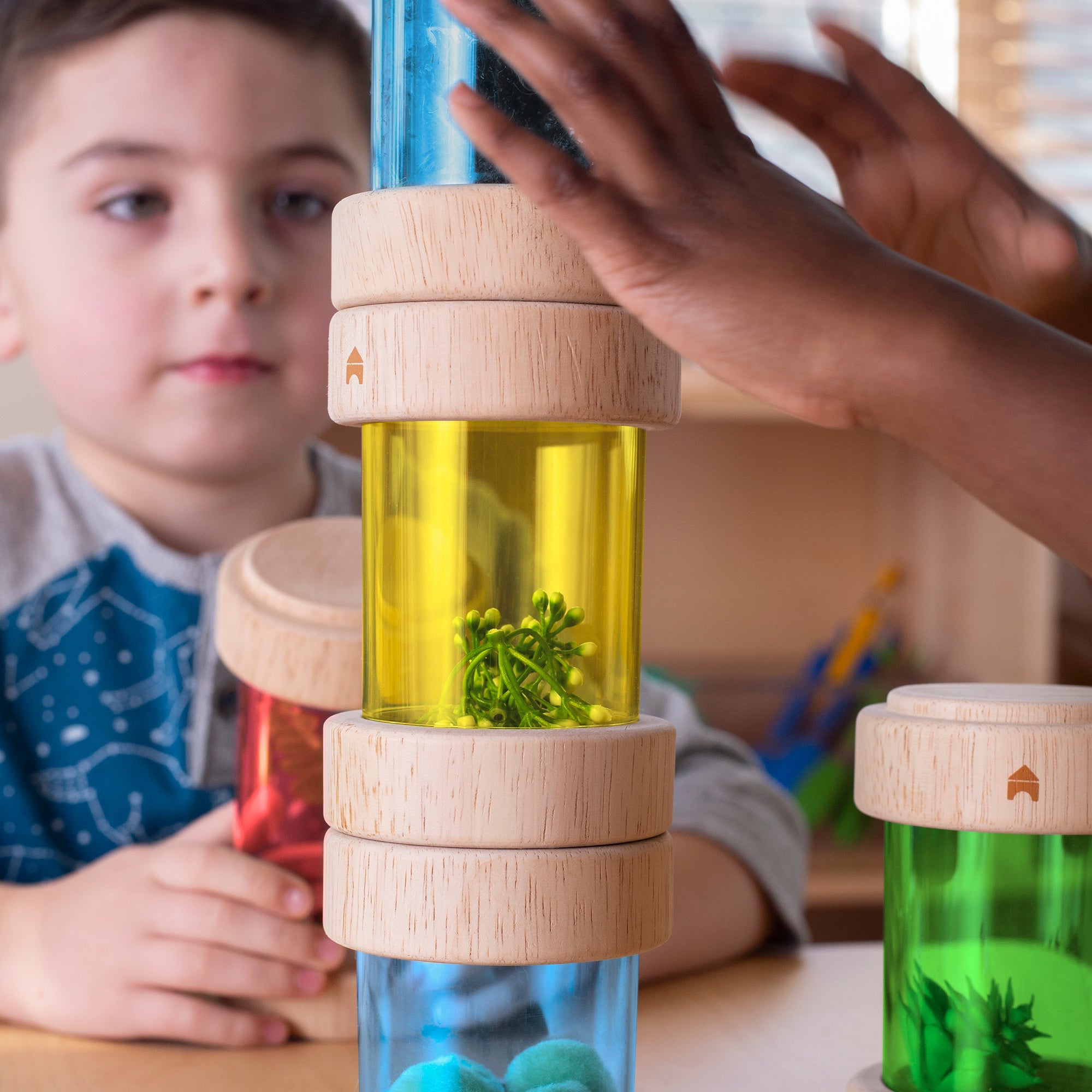Guidecraft Treasure Tubes - Primary