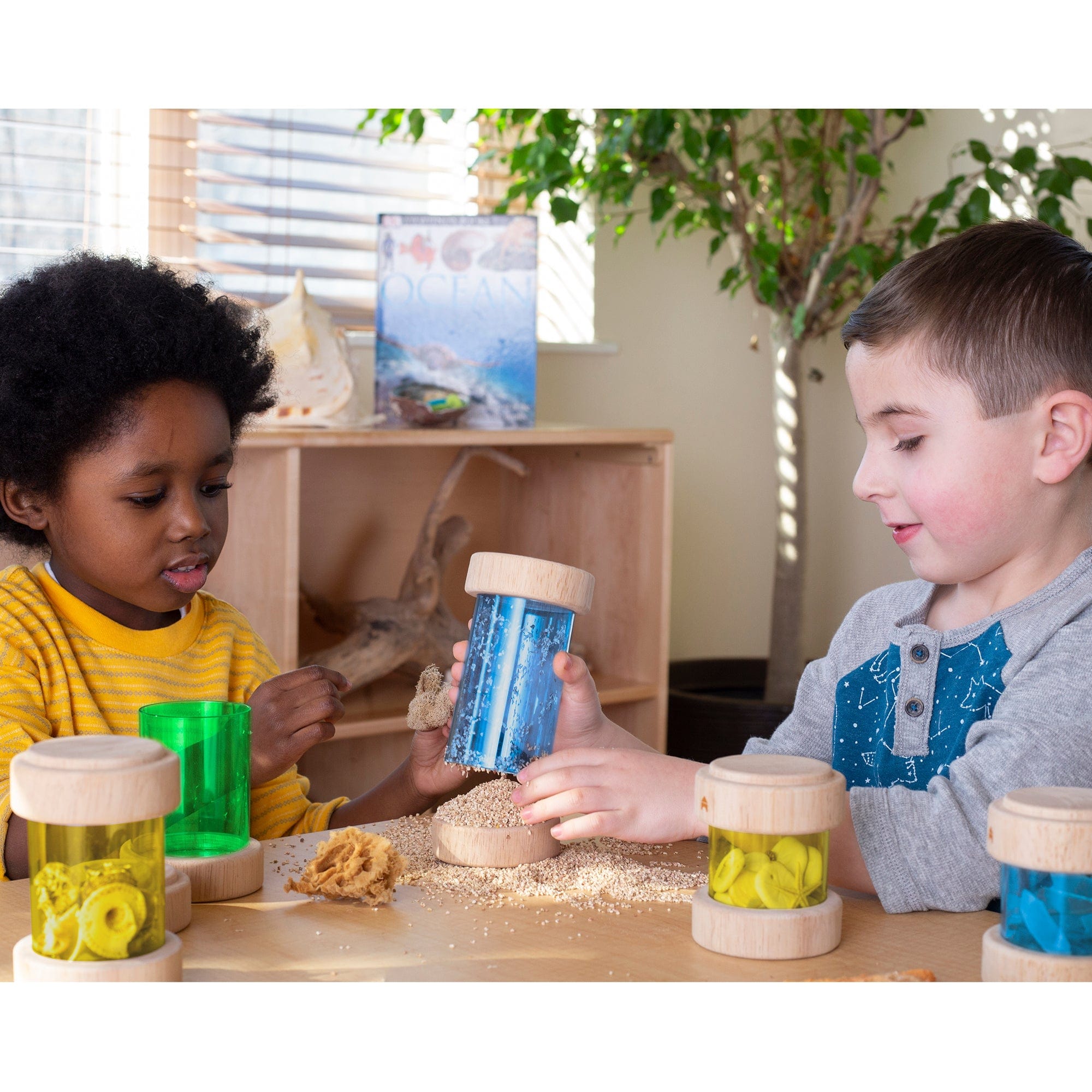 Guidecraft Treasure Tubes - Primary