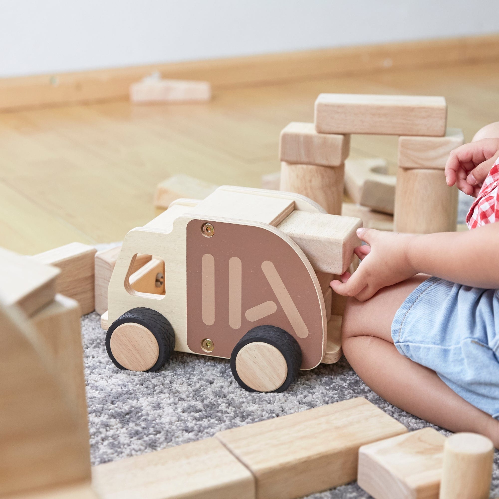 Guidecraft Wooden Garbage Truck