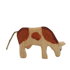 HolzWald Cow eating