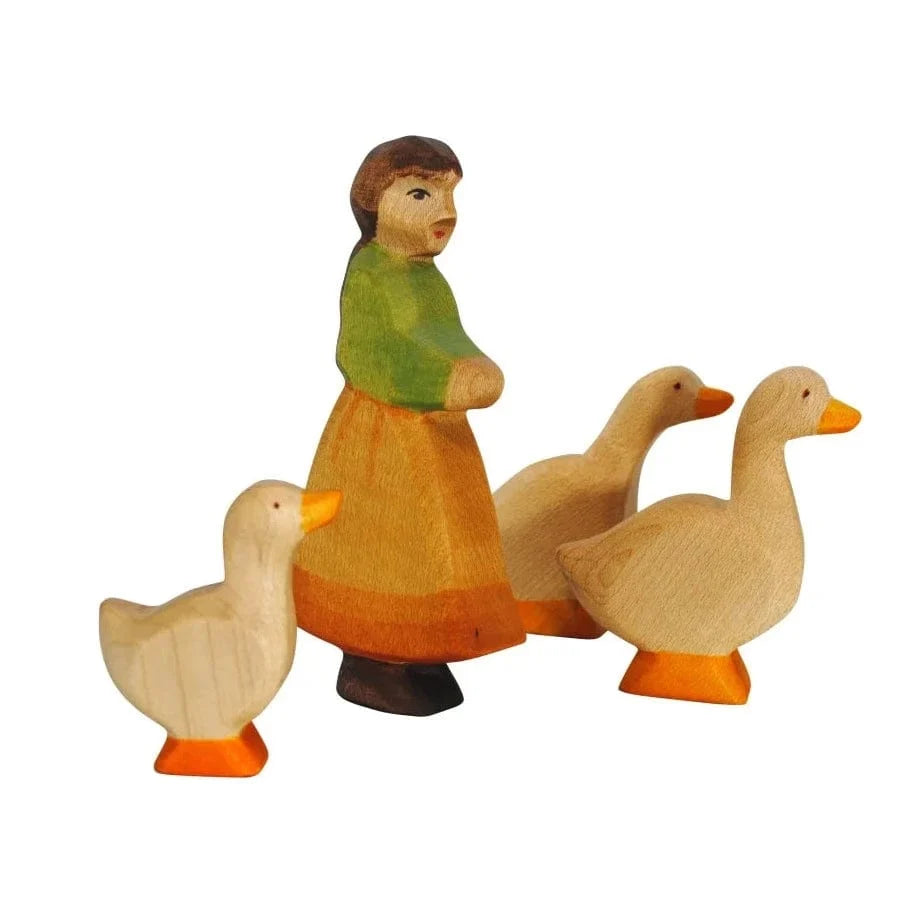 HolzWald Goose Girl