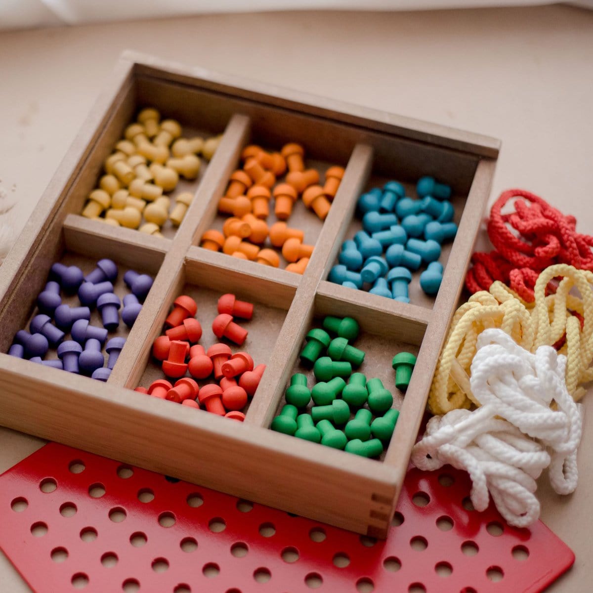 QToys Froebel Peg and Lacing Board