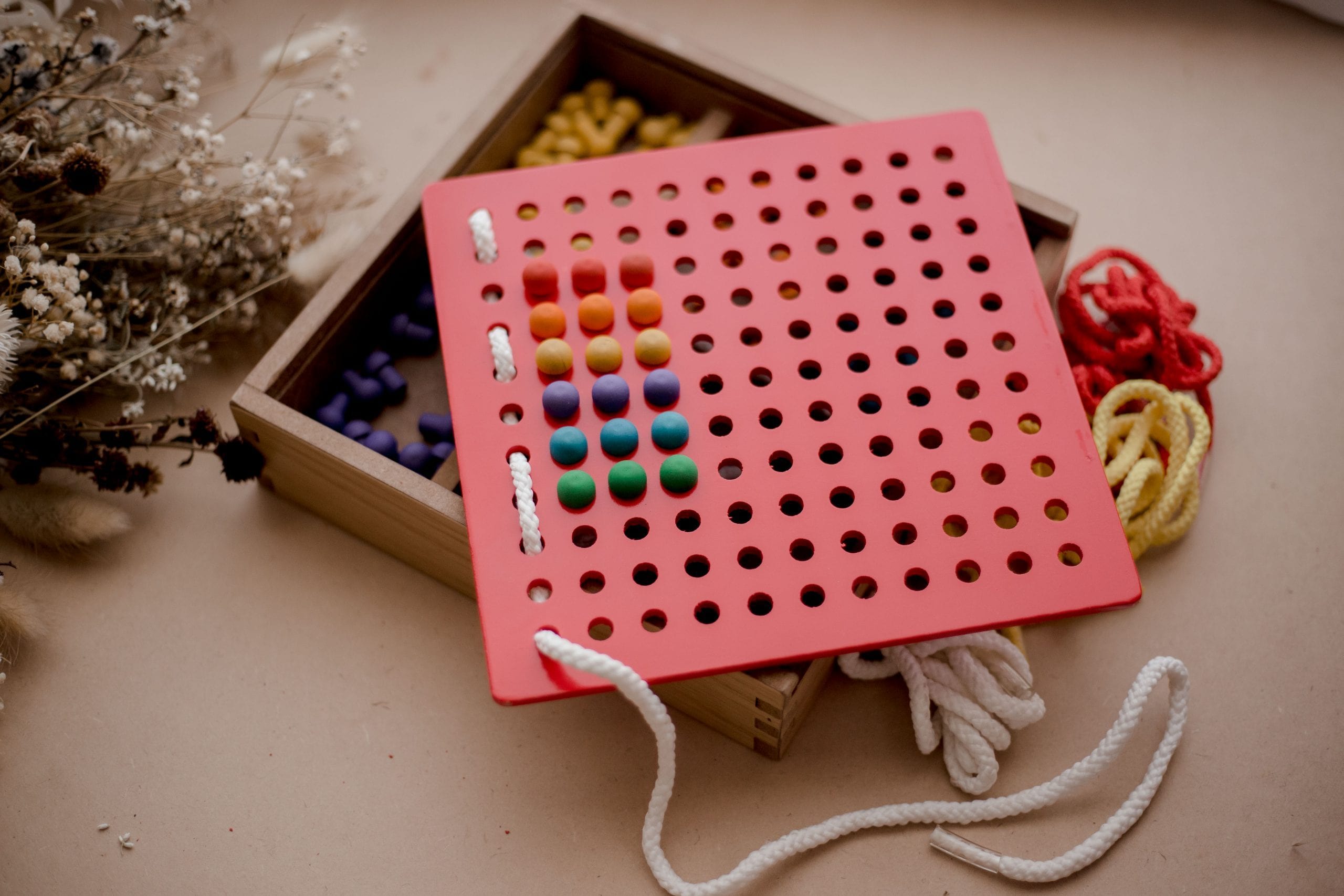 QToys Froebel Peg and Lacing Board
