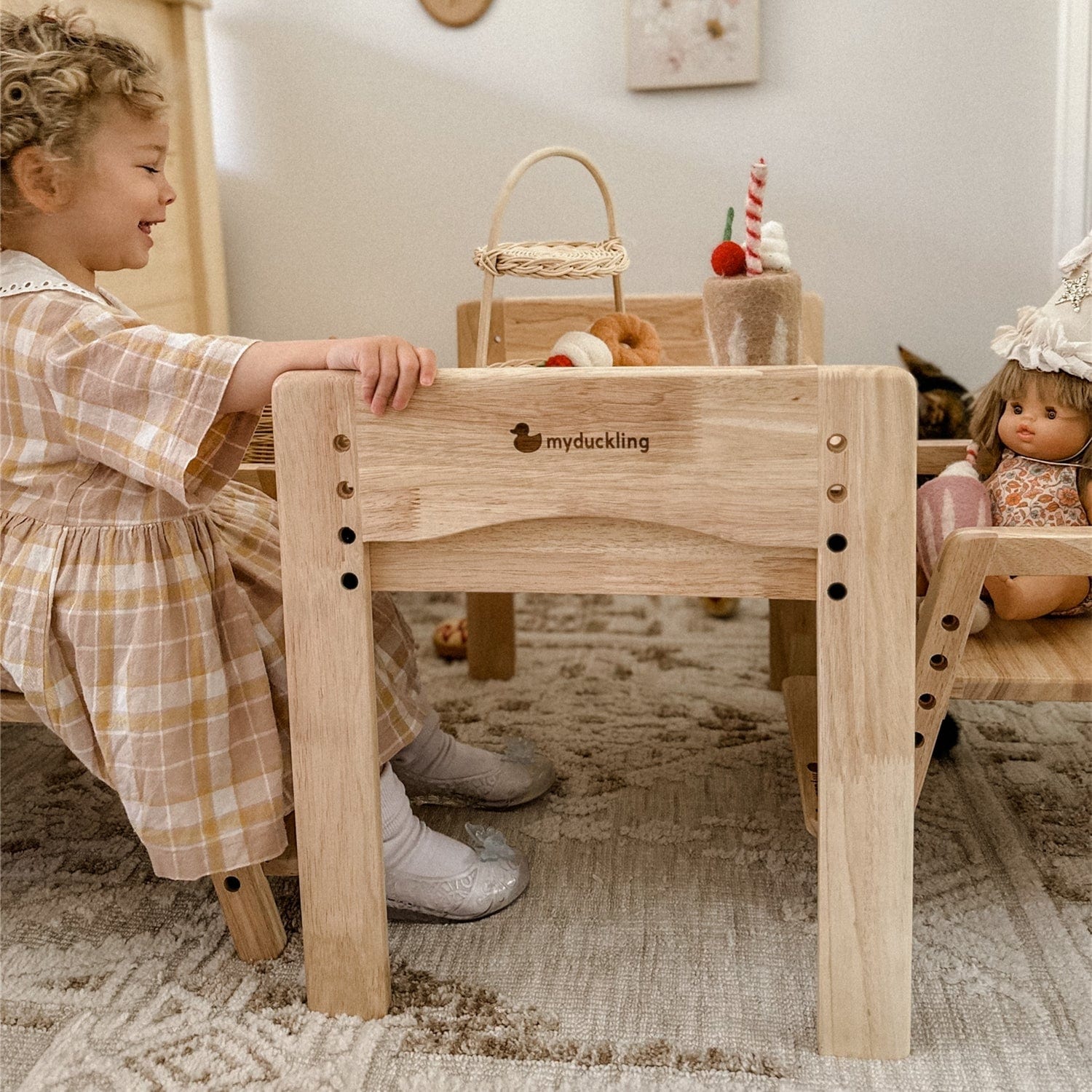 myduckling Primary Adjustable Table and Chair Set - Duck