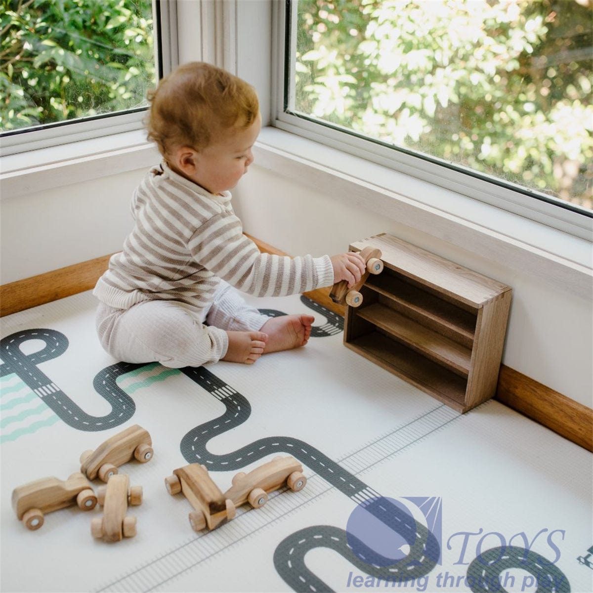QToys Wooden Car Play Set
