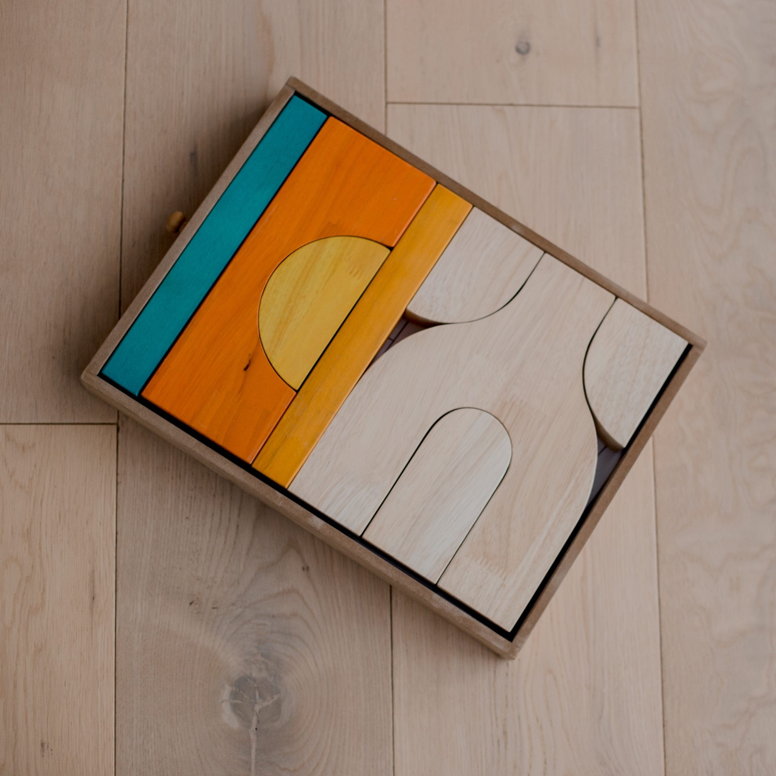 QToys Block Cabinet