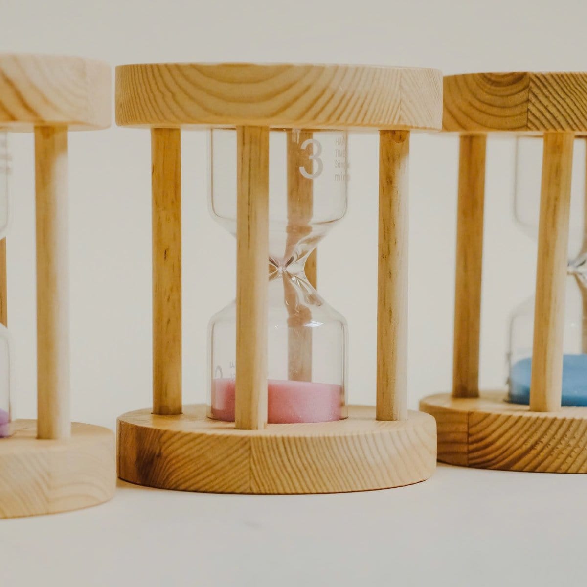 QToys Wooden Sand Timers Set of 4