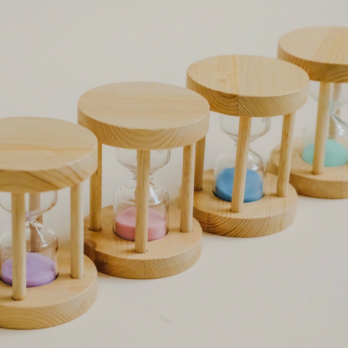 QToys Wooden Sand Timers Set of 4