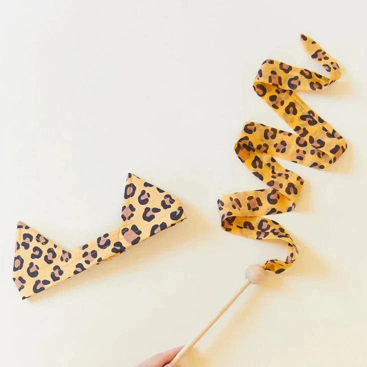 Sarah's Silks Mini Leopard Streamer