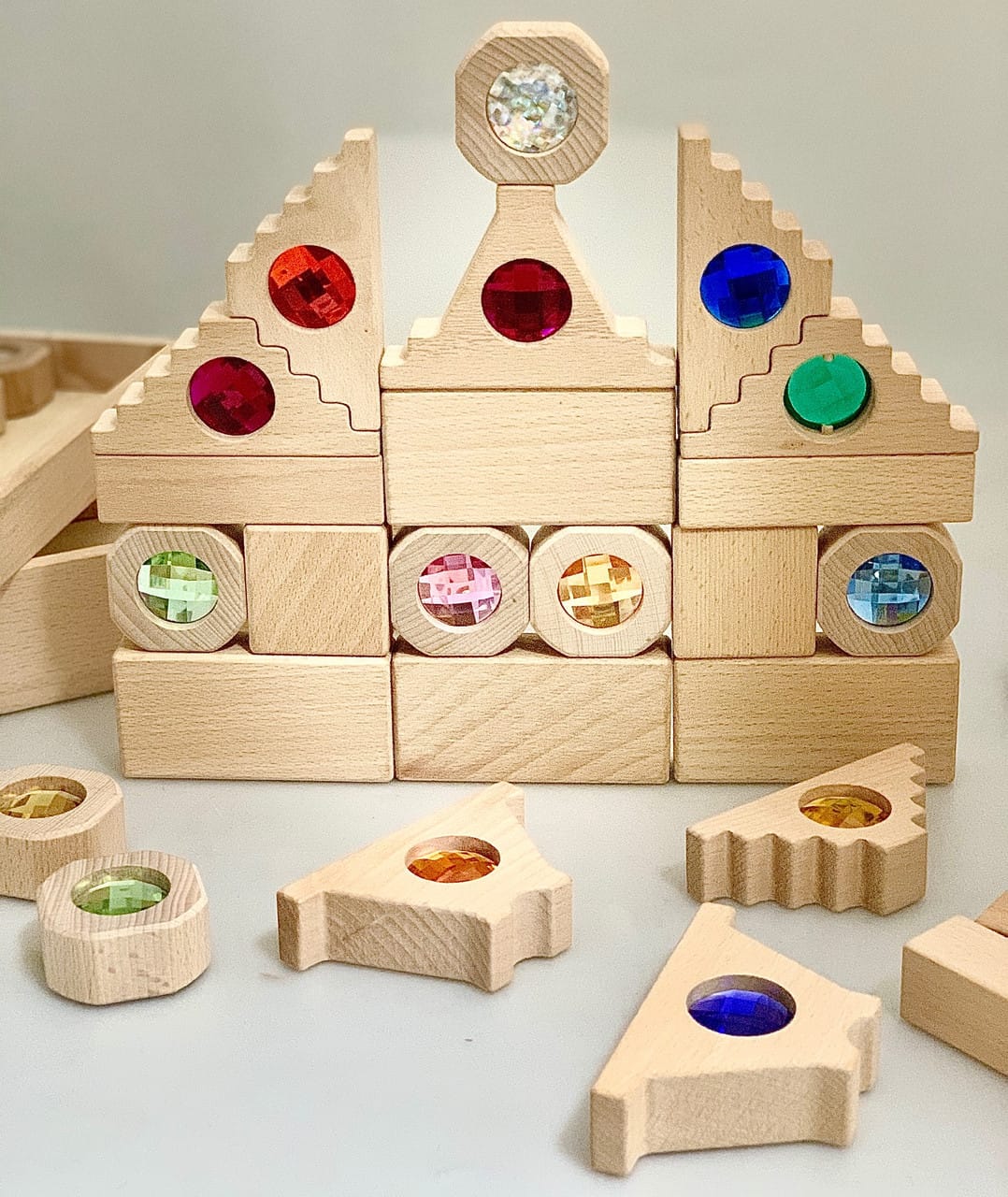 Papoose Toys - Dutch Step Gables Blocks (16 Piece Set)