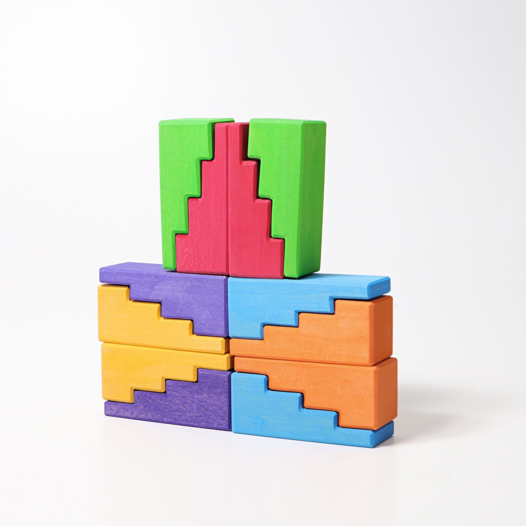 Grimm’s Stepped Roofs Rainbow