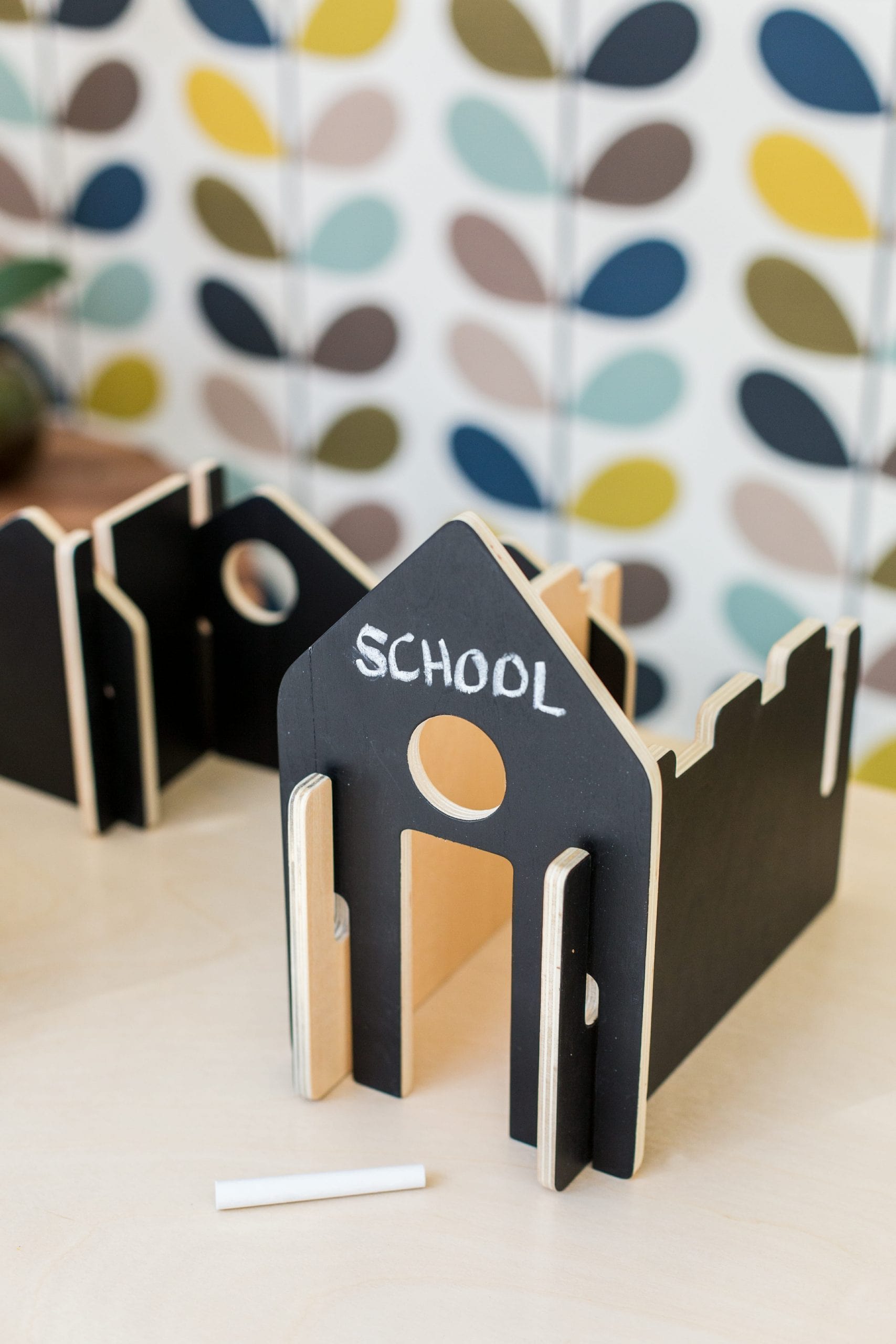 Freckled Frog Create N' Play Happy Architect