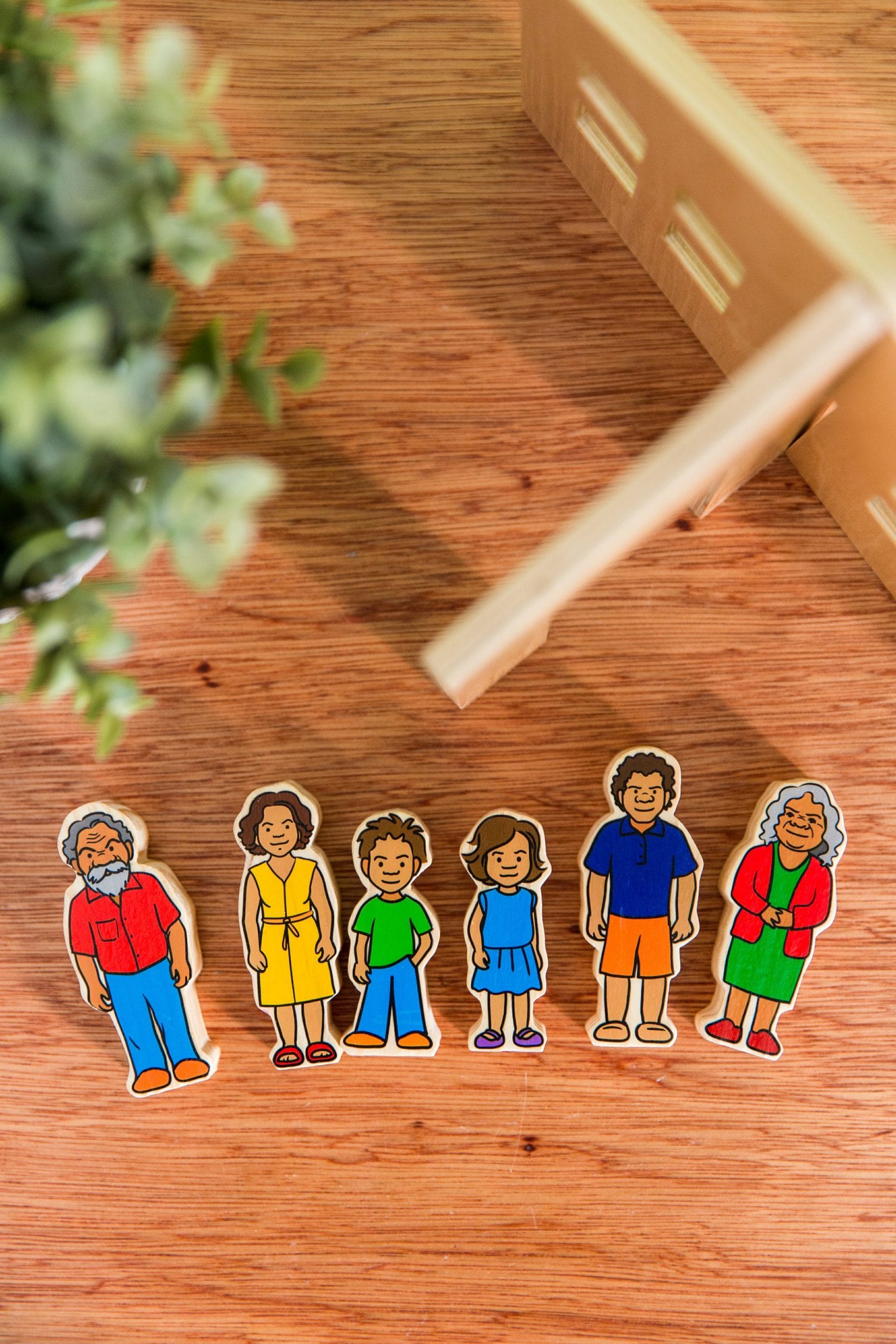 Freckled Frog Indigenous Family - Wooden Set of 6