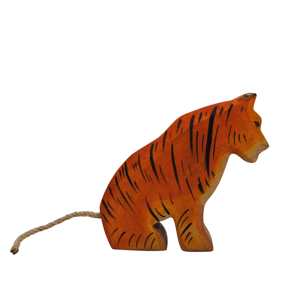 HolzWald Tiger sitting
