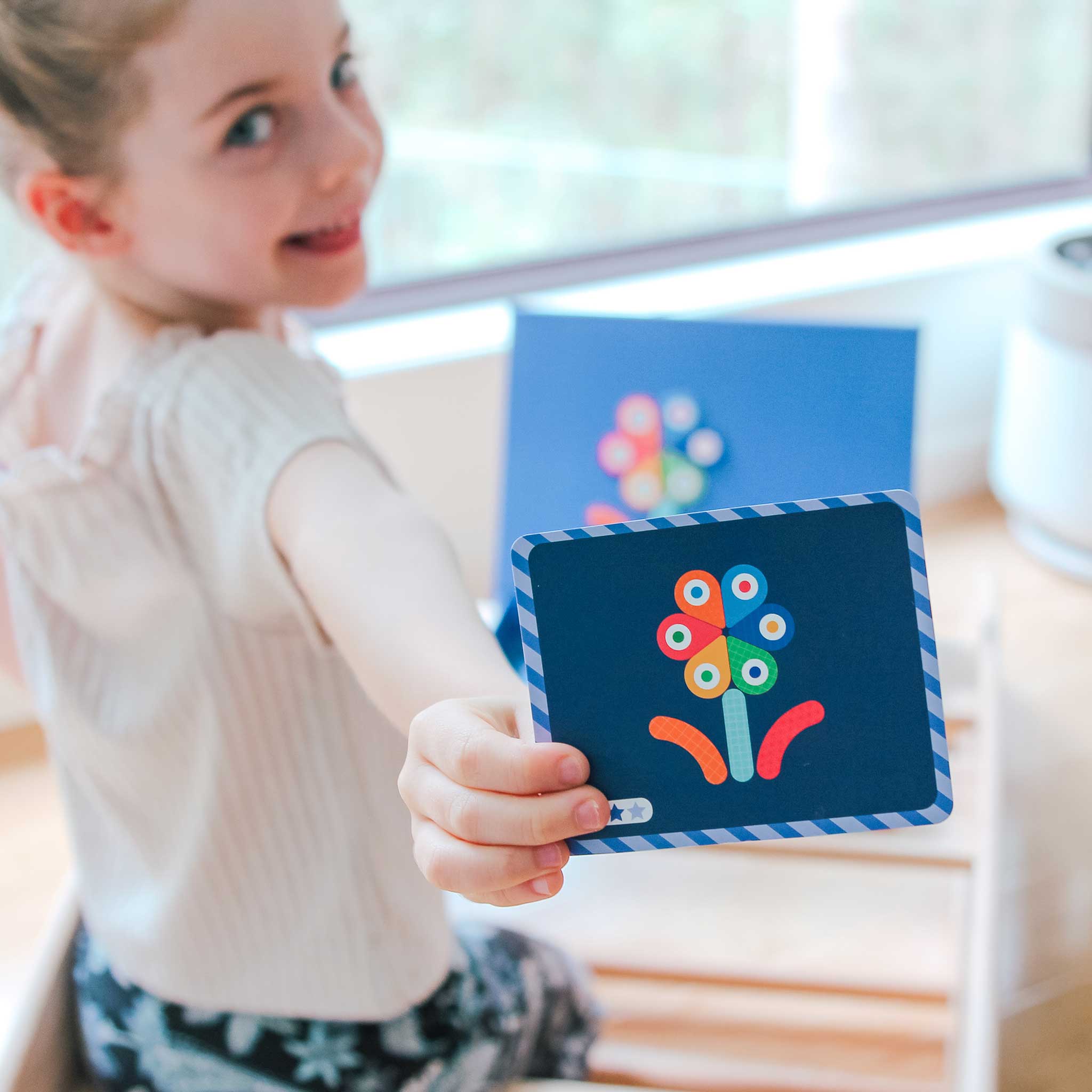mierEdu Magnetic Art Case - Shapes