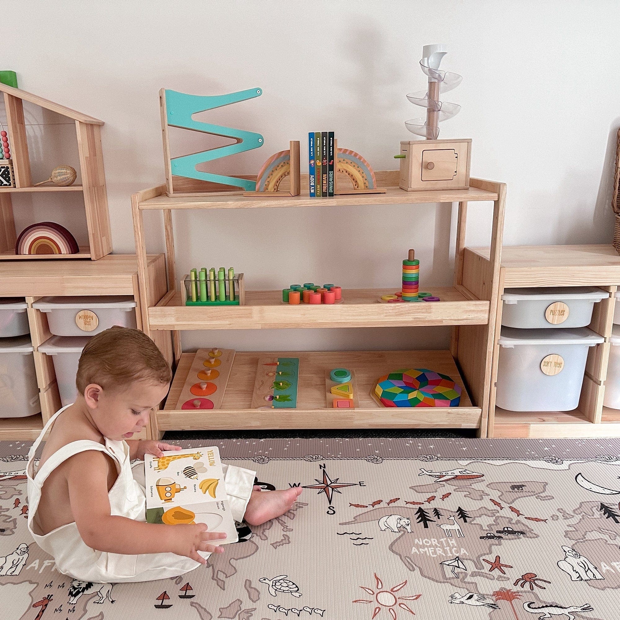 myduckling Adjustable Solid Wood 3 Layer Storage Shelf