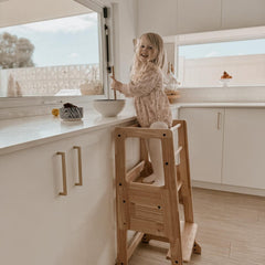 myduckling Deluxe Solid Wood Adjustable Learning Tower 2 in 1