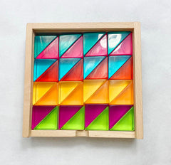 Papoose Lucite Small Triangles with tray (32 piece Set)