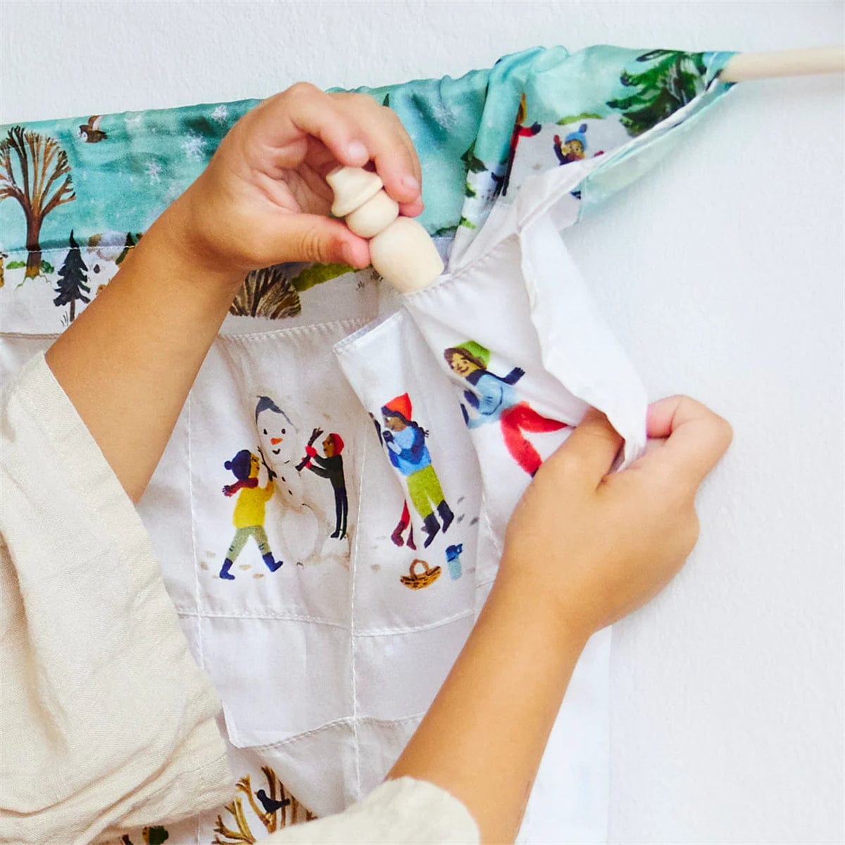 Sarah's Silks Advent Calendar Illustrated by Gemma Koomen- Snowy Day