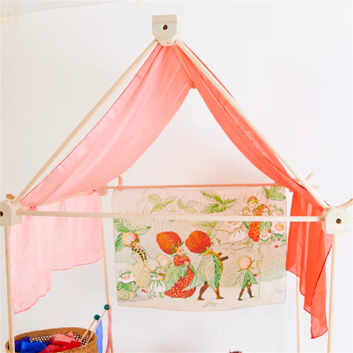 Sarah’s Silks Giant Strawberry Playsilk