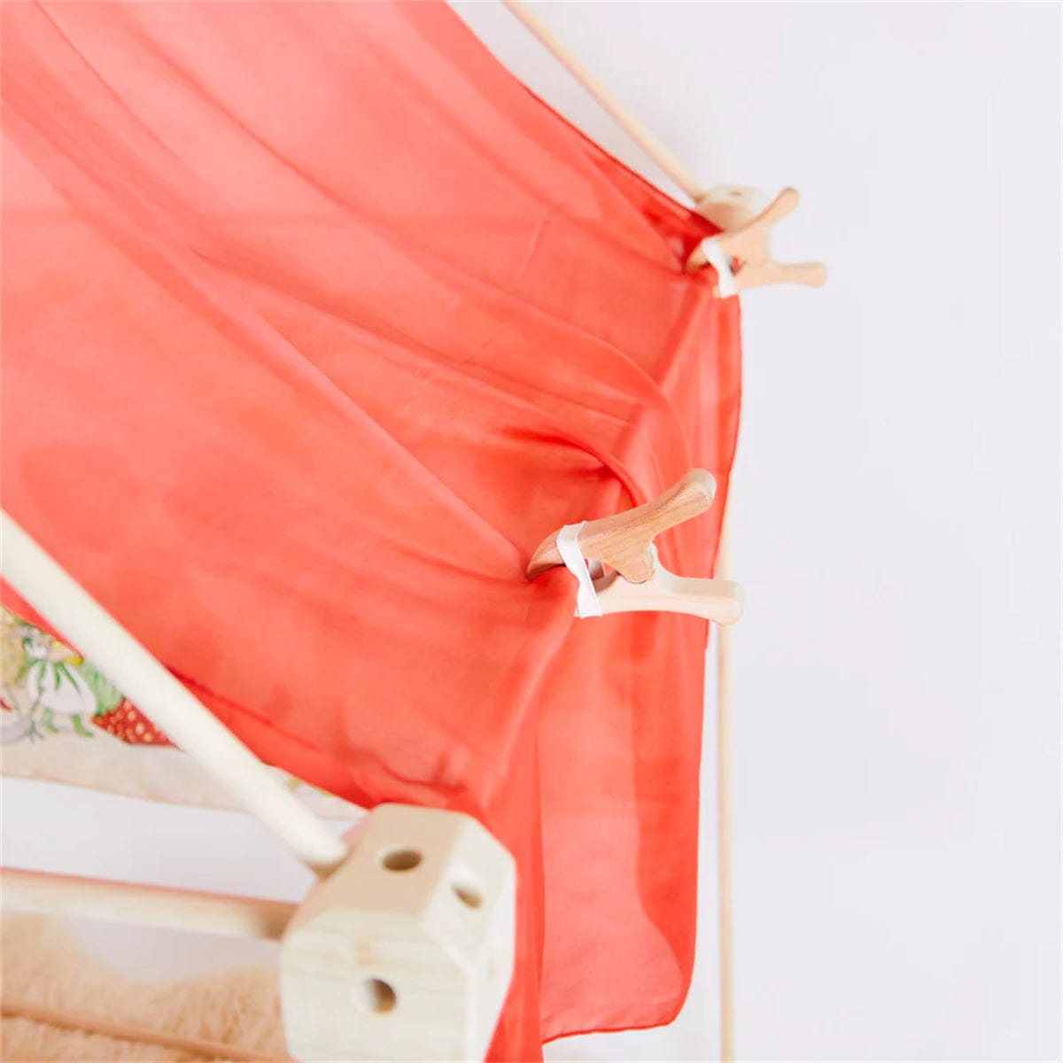 Sarah’s Silks Giant Strawberry Playsilk